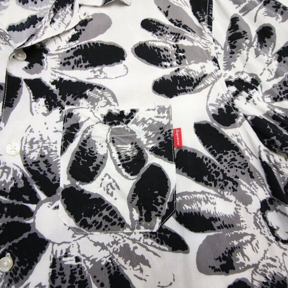 Supreme Daisy Floral Rayon Shirt Mens L Short Sleeve Button 2017 White Black - Picture 4 of 11